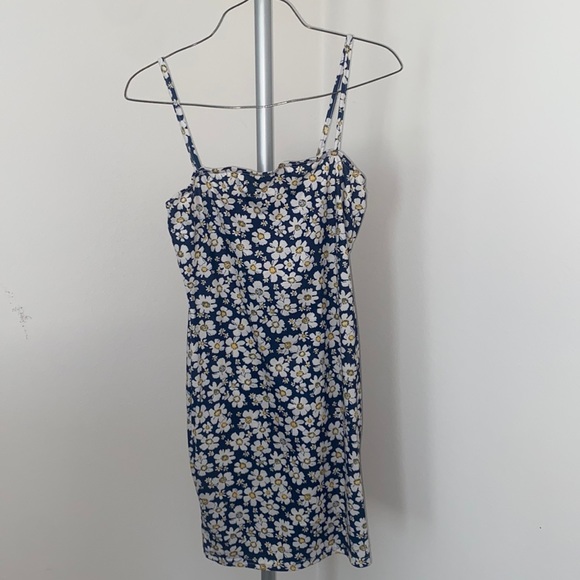 Dresses & Skirts - Shein Sunflower Dress M